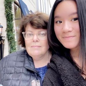 Meet your Posher, Janet